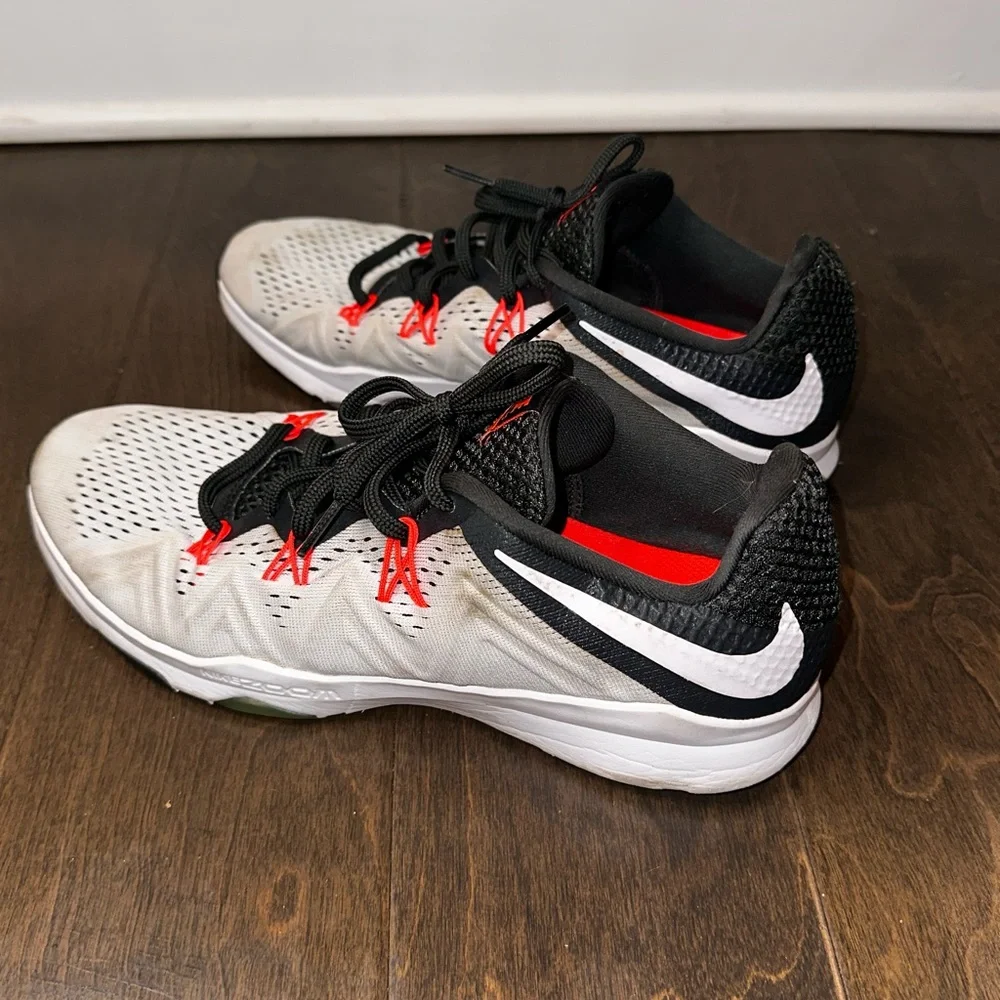 Nike Zoom Condition TR Cross Training Sneaker White Black Gym Shoe Size 11
